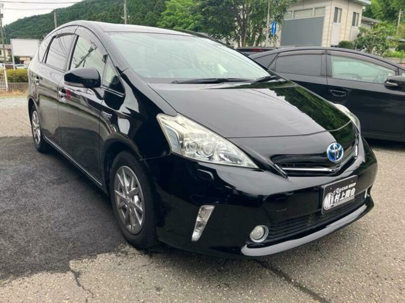 PRIUS ALPHA