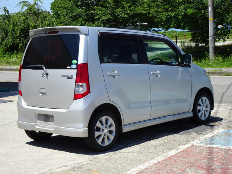 WAGON R