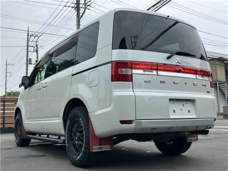 DELICA D5