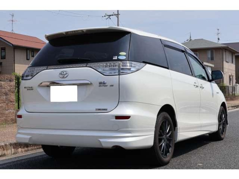 ESTIMA HYBRID