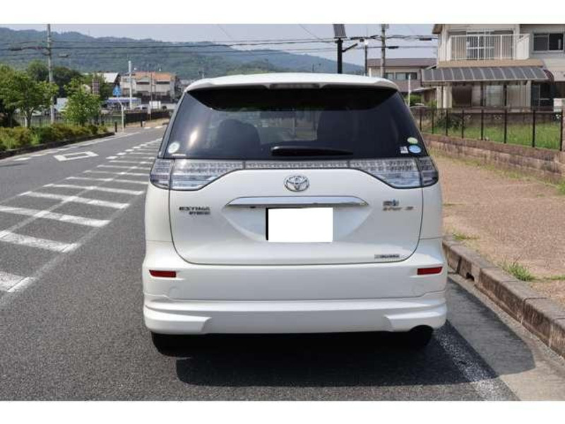 ESTIMA HYBRID