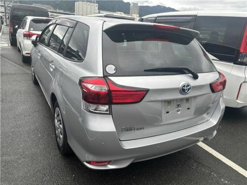 COROLLA FIELDER