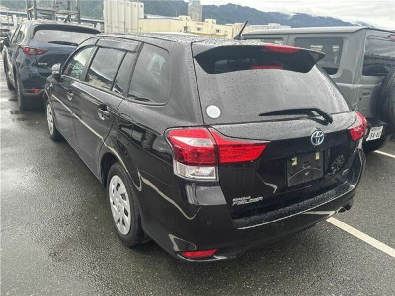 COROLLA FIELDER