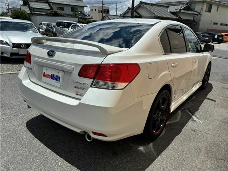 LEGACY B4