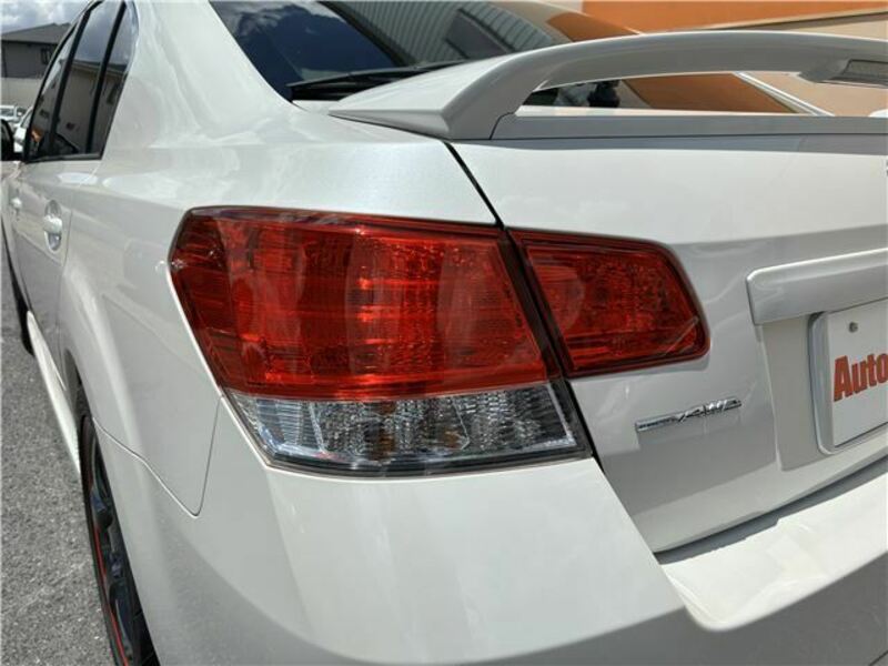 LEGACY B4