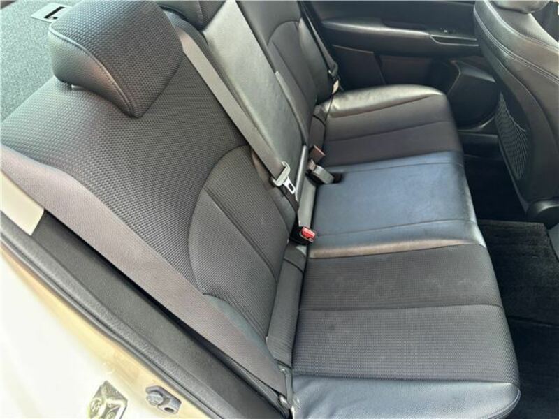 LEGACY B4