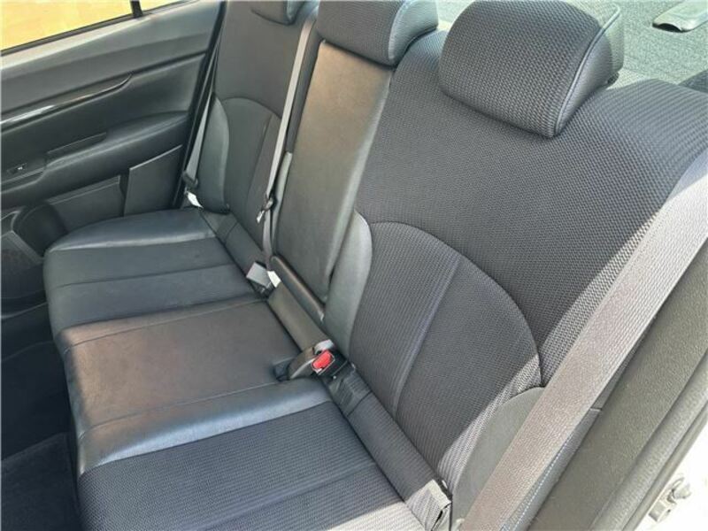 LEGACY B4