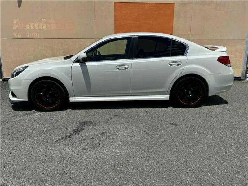 LEGACY B4