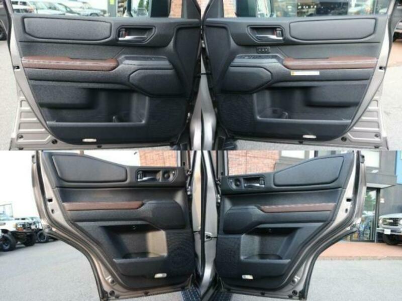 LAND CRUISER 250