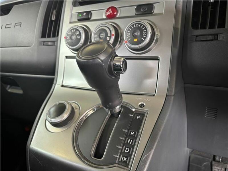 DELICA D5