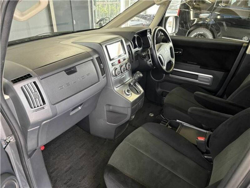 DELICA D5
