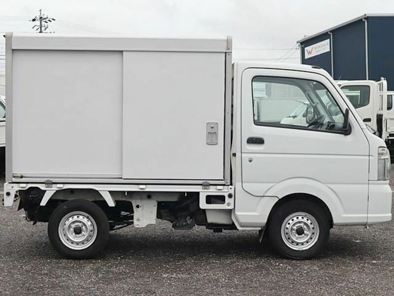CARRY TRUCK