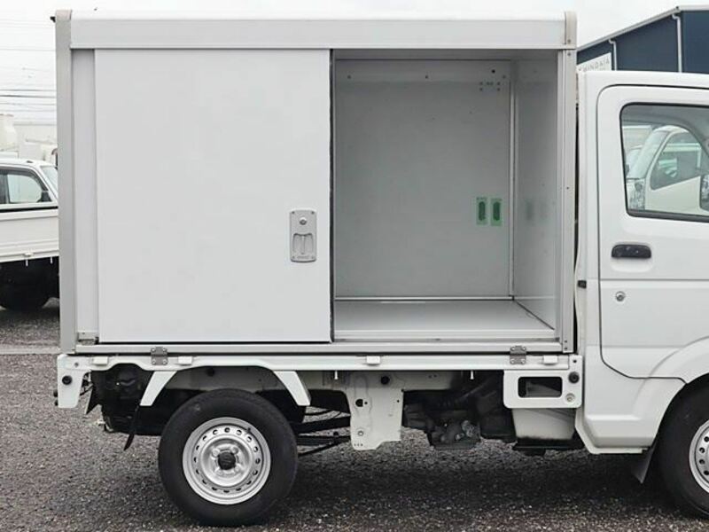 CARRY TRUCK