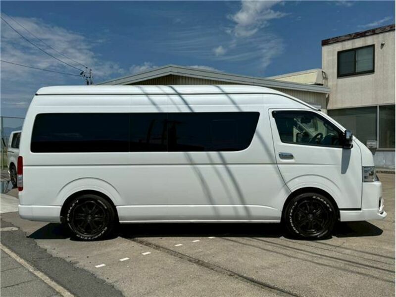 HIACE