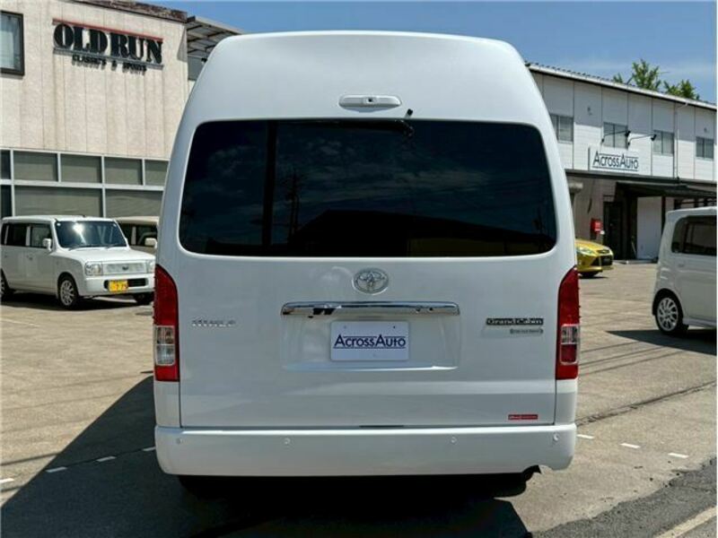 HIACE