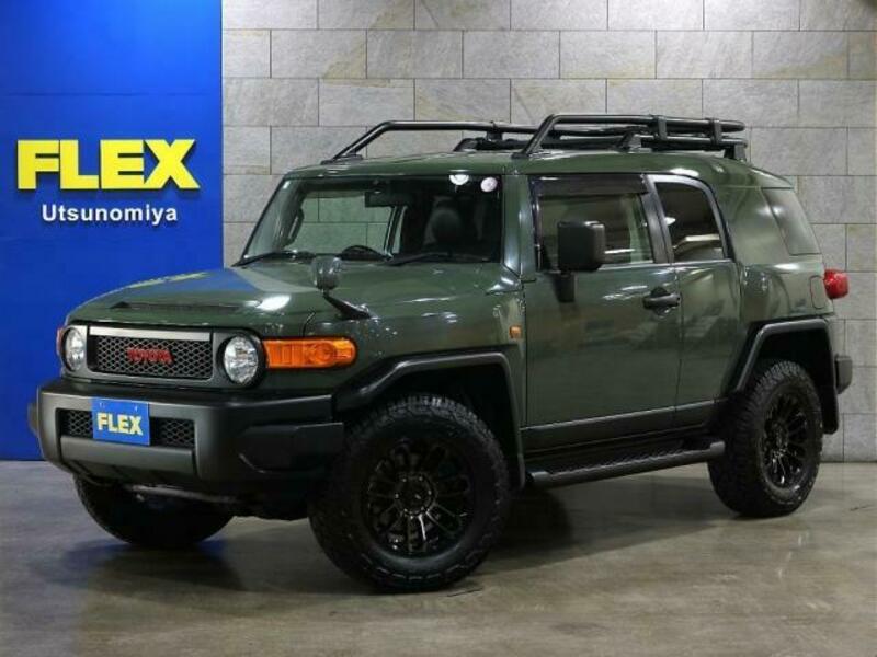 TOYOTA FJ CRUISER