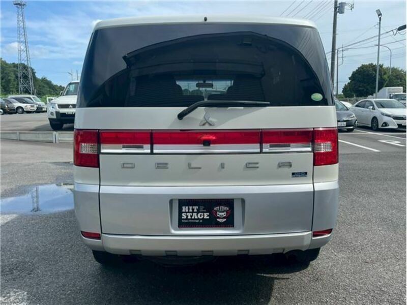 DELICA D5