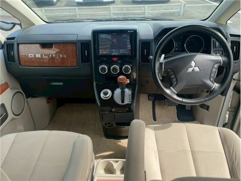 DELICA D5
