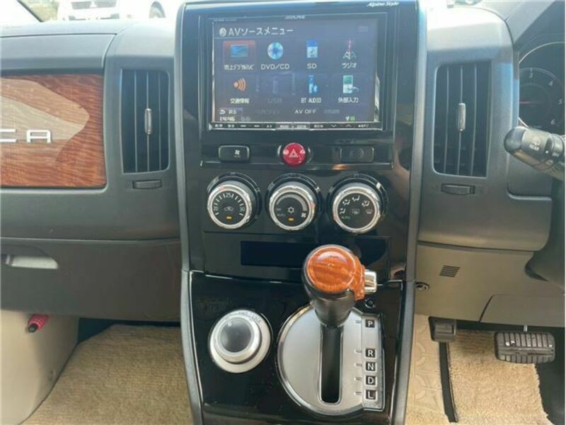DELICA D5