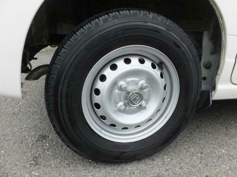 N-VAN