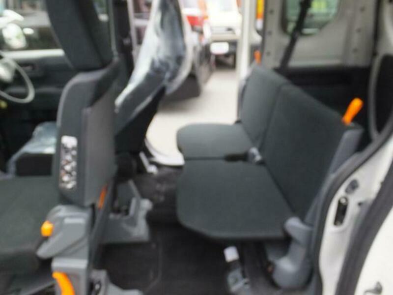 N-VAN