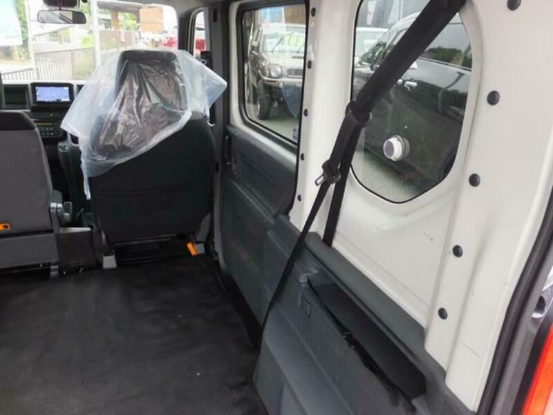 N-VAN