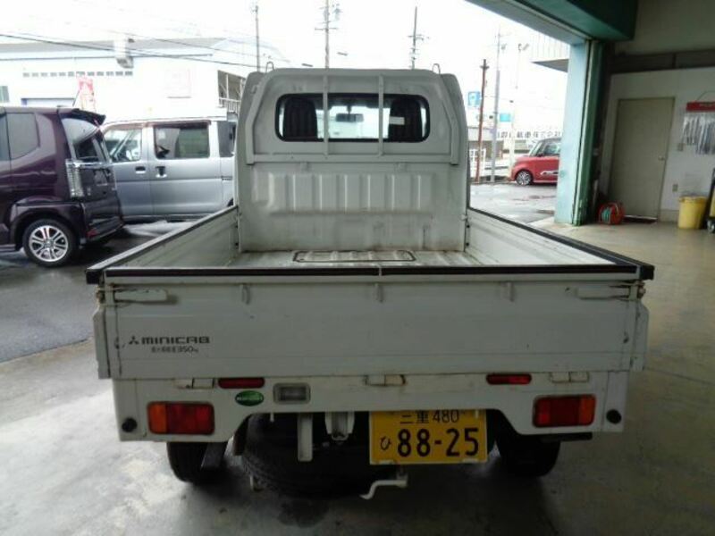 MINICAB TRUCK