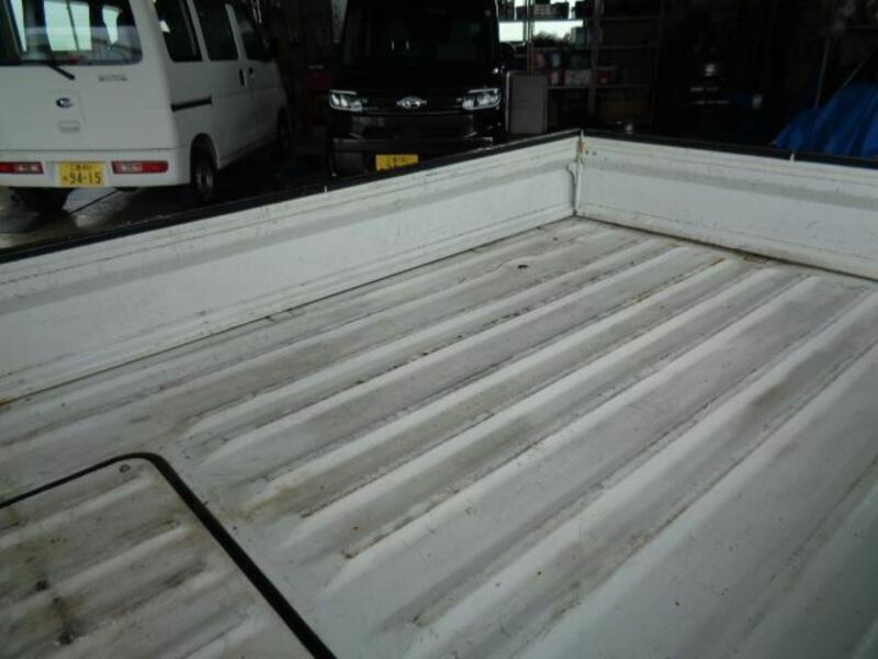 MINICAB TRUCK