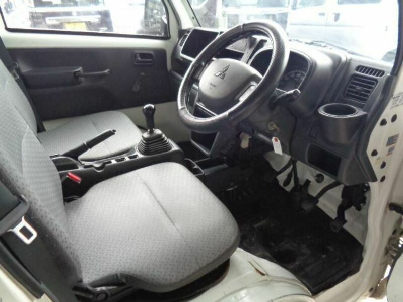MINICAB TRUCK