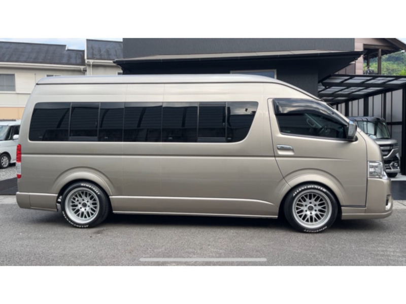 HIACE