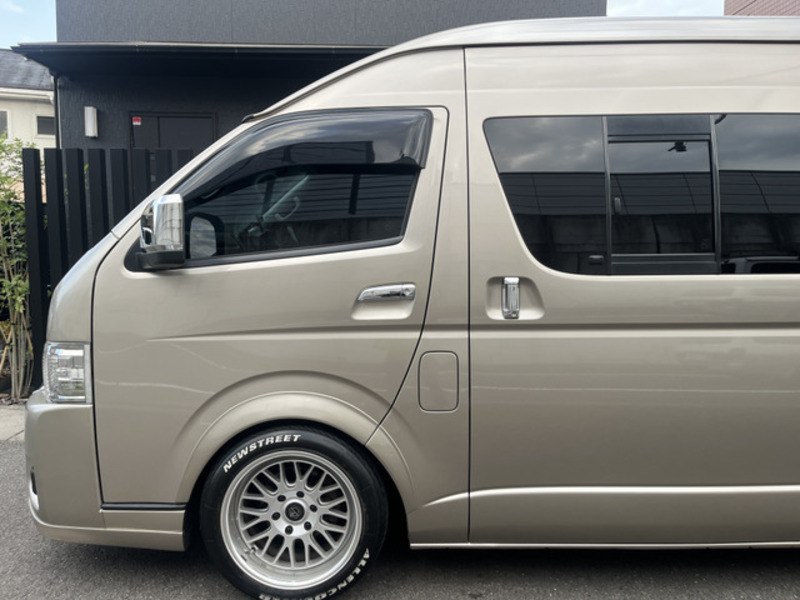 HIACE
