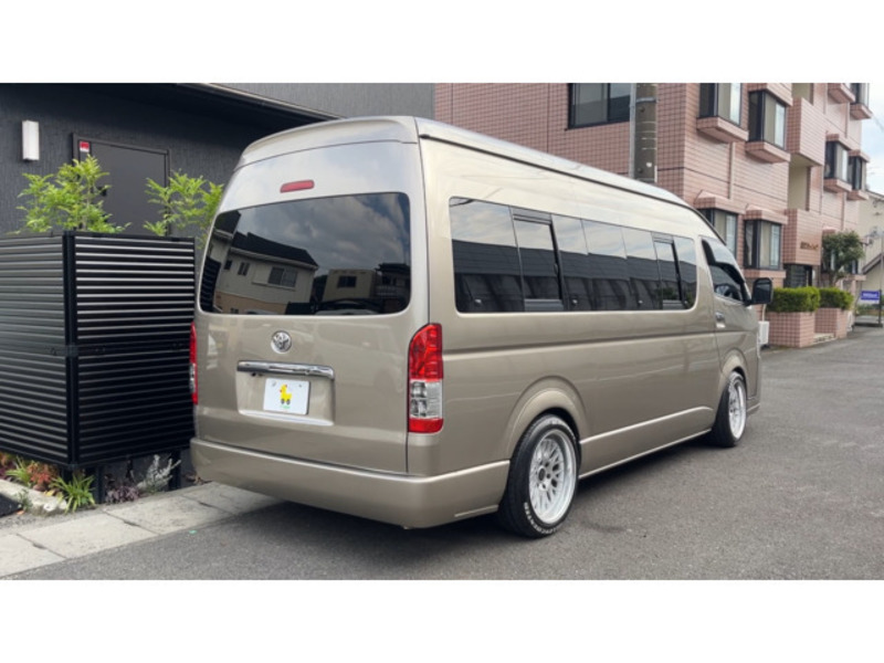 HIACE