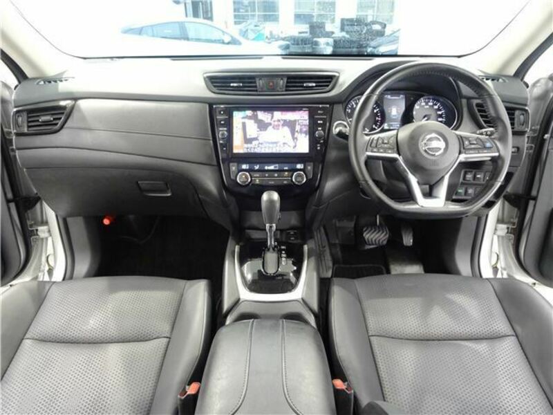 X-TRAIL