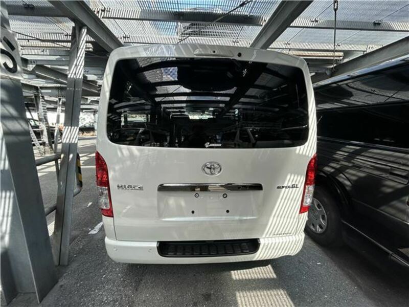 HIACE VAN