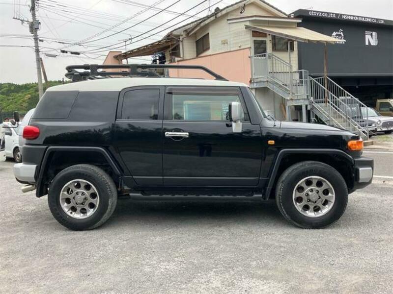 FJ CRUISER