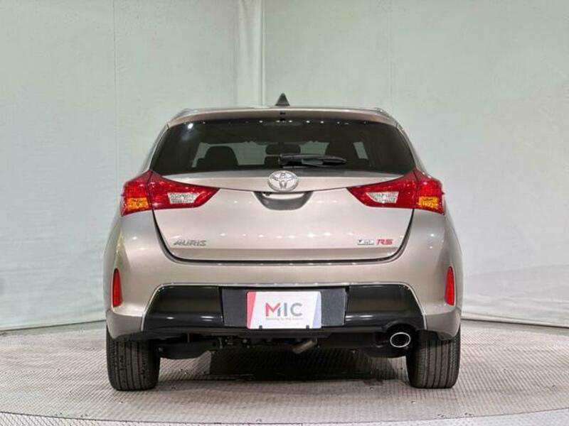 AURIS
