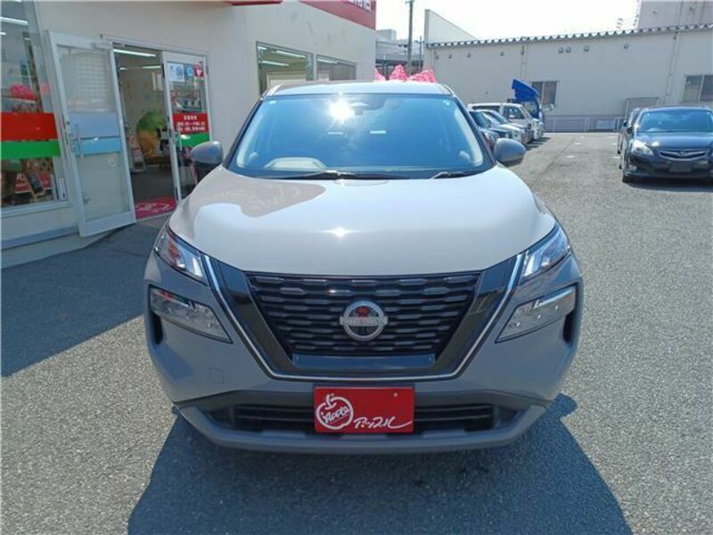X-TRAIL
