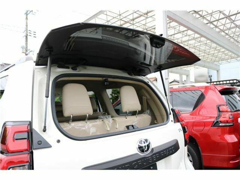 LAND CRUISER PRADO