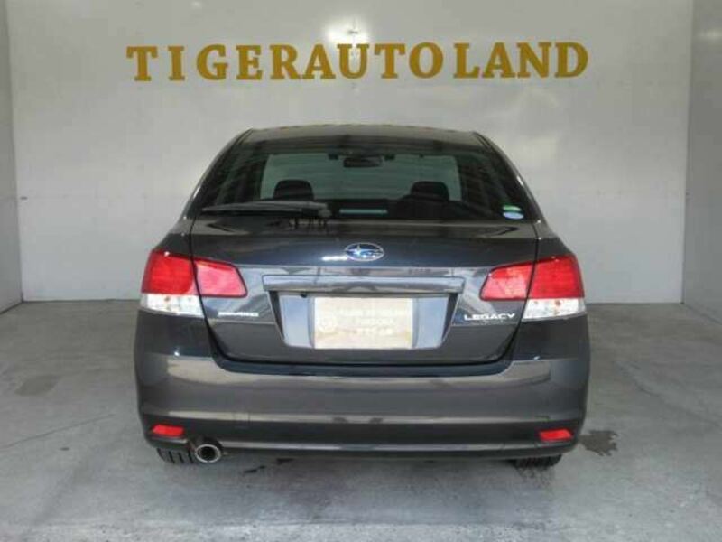 LEGACY B4