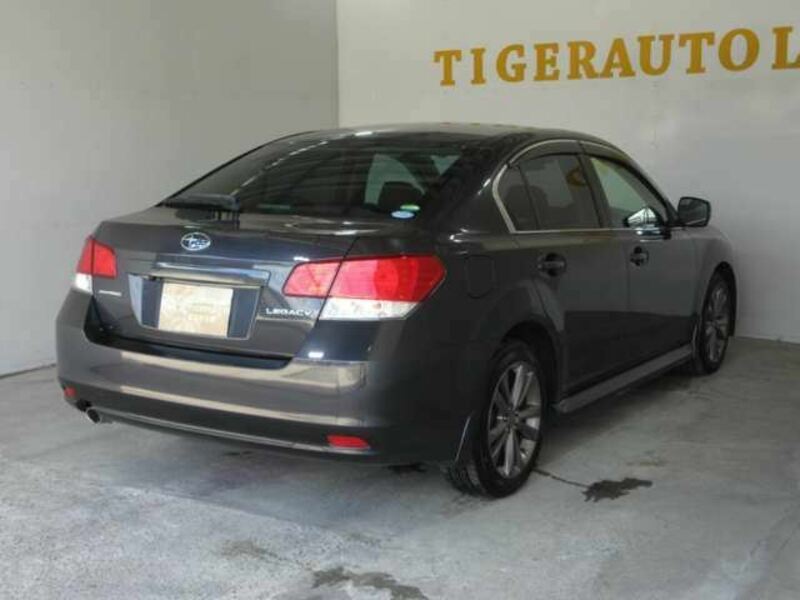 LEGACY B4