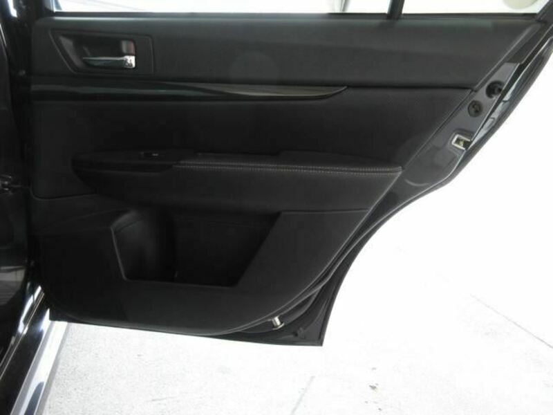 LEGACY B4
