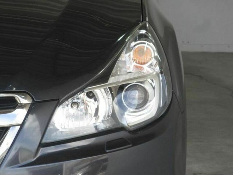 LEGACY B4