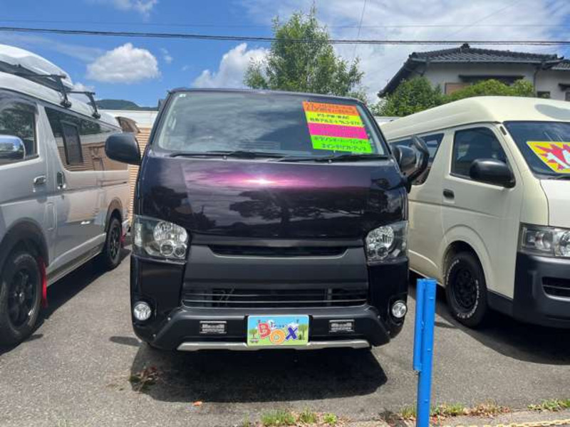 HIACE VAN