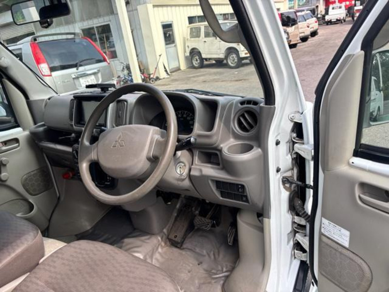 MINICAB VAN