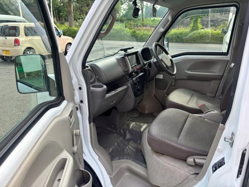 MINICAB VAN