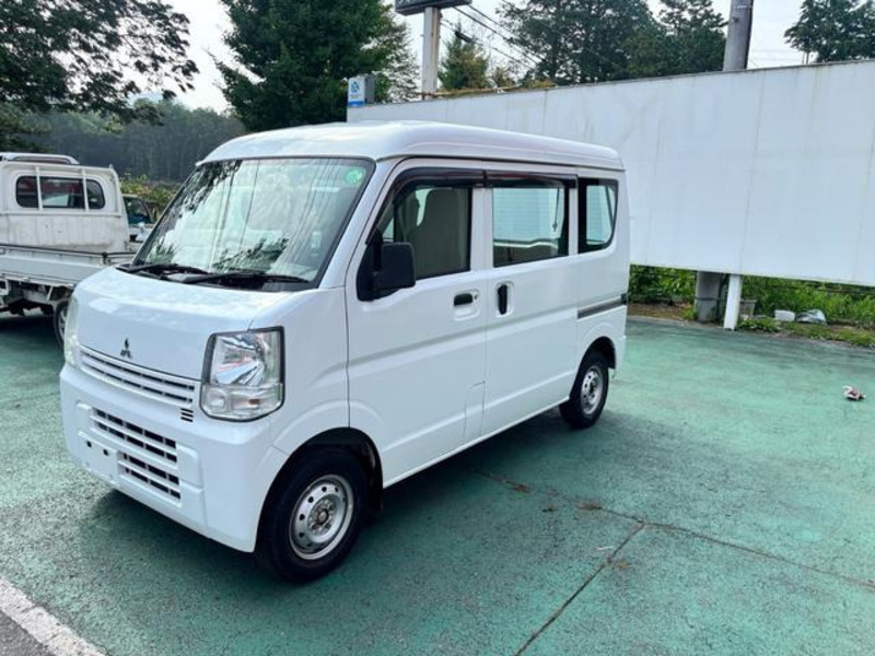 MINICAB VAN