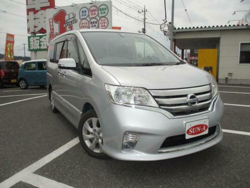 NISSAN SERENA