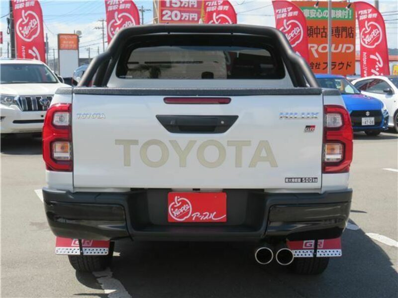 HILUX
