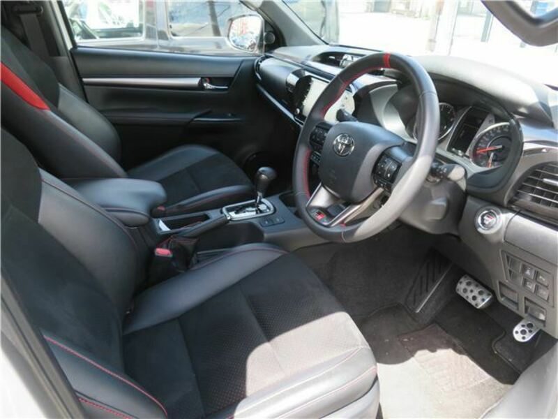 HILUX