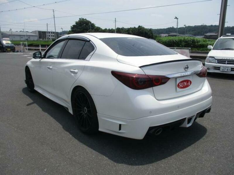 SKYLINE